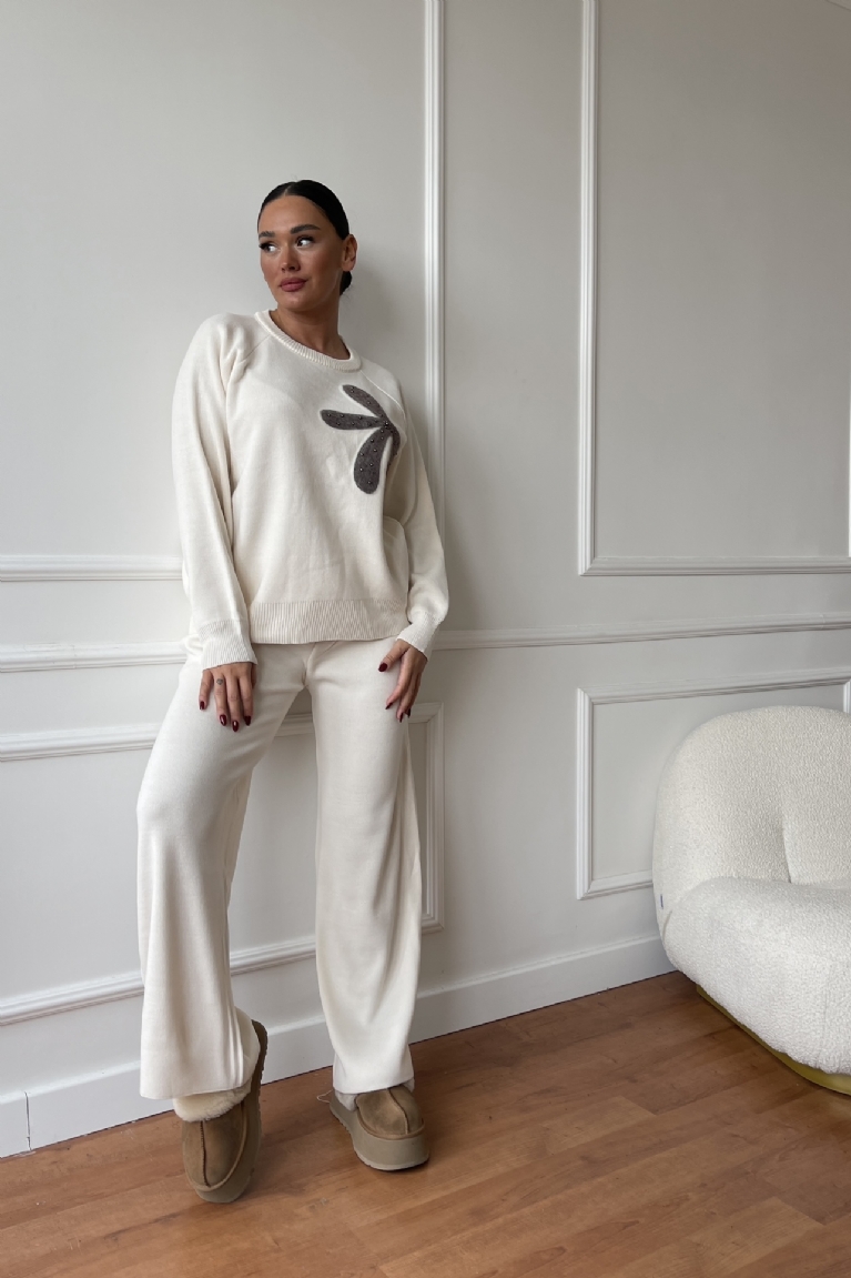 Προϊόν: Σετ Πλεκτή Μπλούζα Με Σχέδιο & Παντελόνα - Εκρού Σετ Πλεκτή Μπλούζα Με Σχέδιο & Παντελόνα - Εκρού