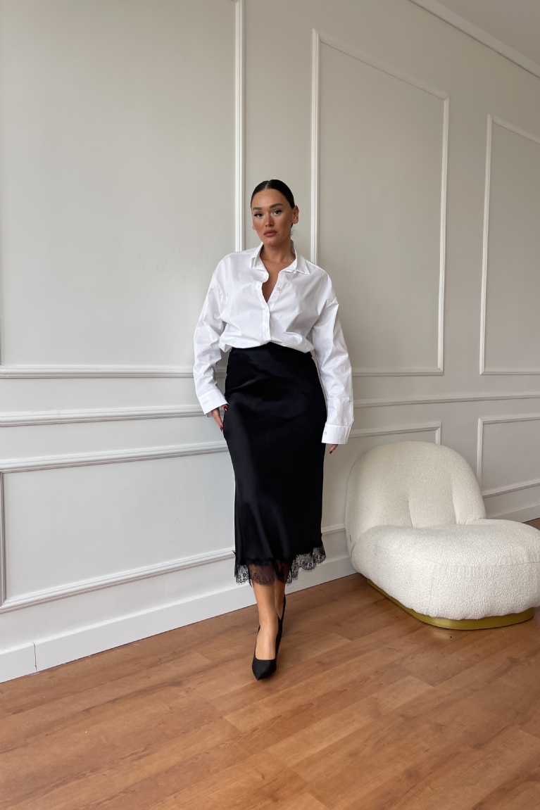 Φούστα Σατεν Με Δαντέλα - Μαύρο