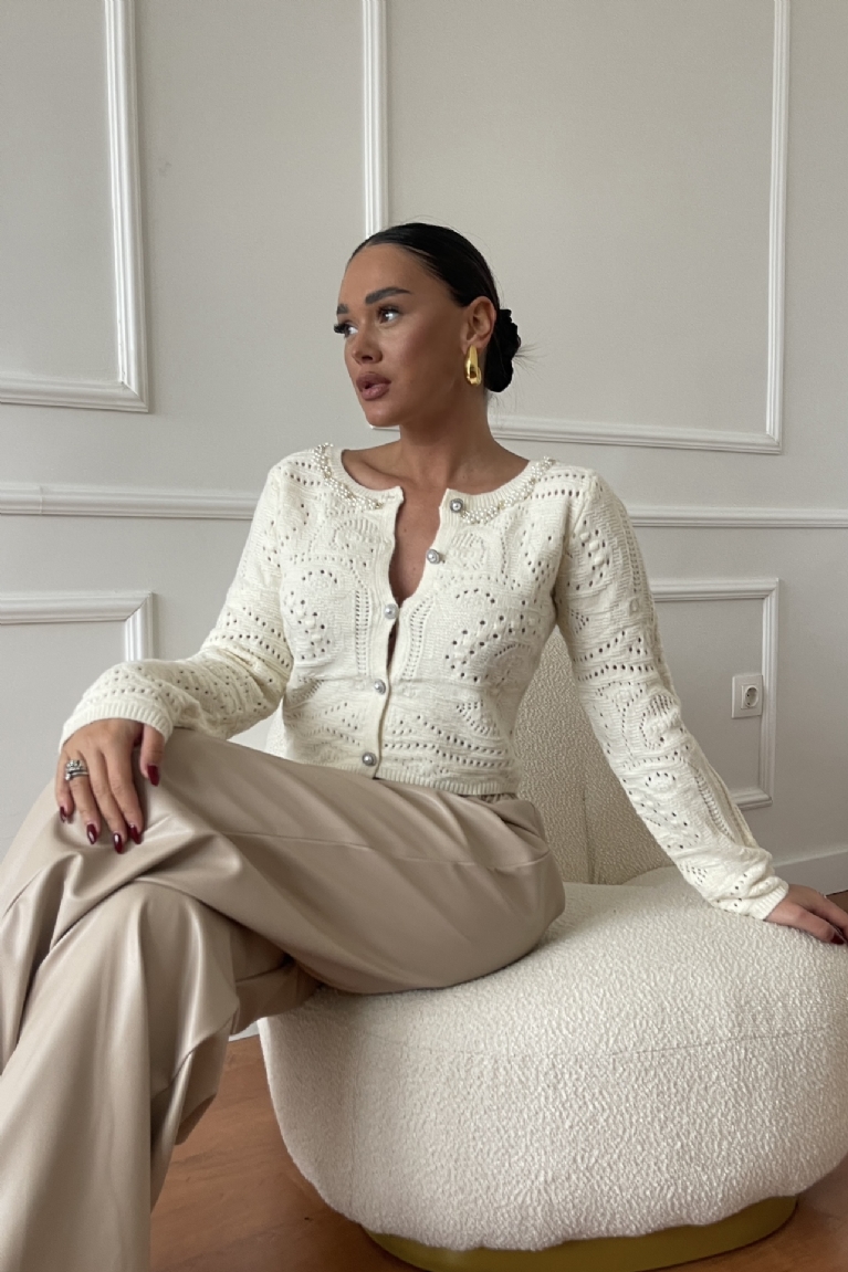 Προϊόν: Ζακέτα Πλεκτή Crop Με Κουμπιά - Λευκό Ζακέτα Πλεκτή Crop Με Κουμπιά - Λευκό