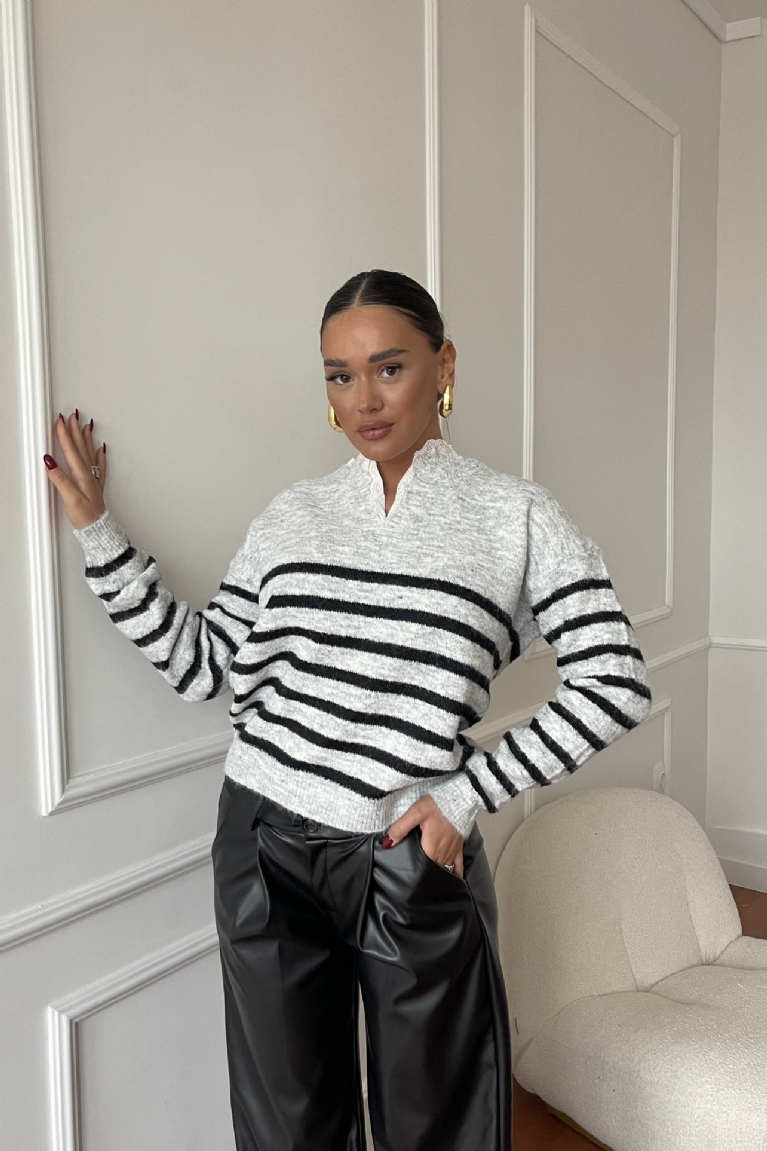 Προϊόν: Μπλούζα Ριγέ Πλεκτή Με Εσωτερικό Γιακά - Γκρι Μπλούζα Ριγέ Πλεκτή Με Εσωτερικό Γιακά - Γκρι