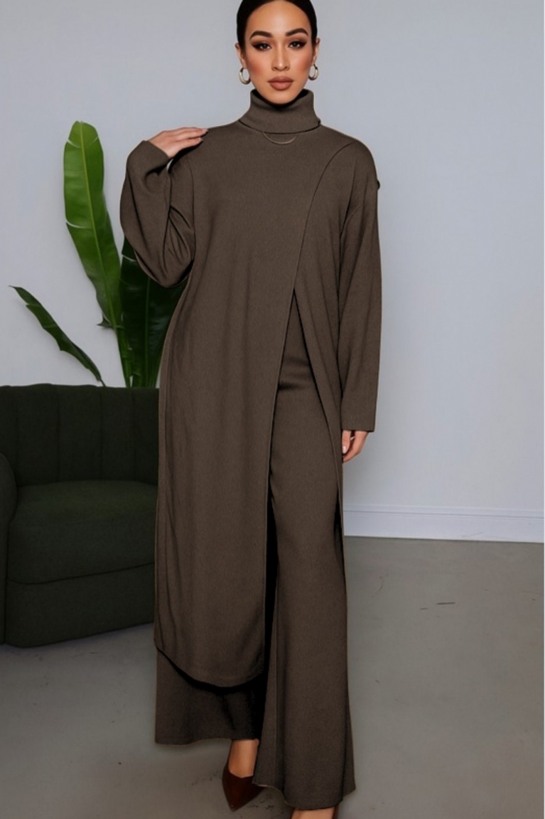 Προϊόν: Σετ Πλεκτή Μπλούζα Ζιβάγκο Ασύμμετρη & Παντελόνα - Καφέ Σετ Πλεκτή Μπλούζα Ζιβάγκο Ασύμμετρη & Παντελόνα - Καφέ