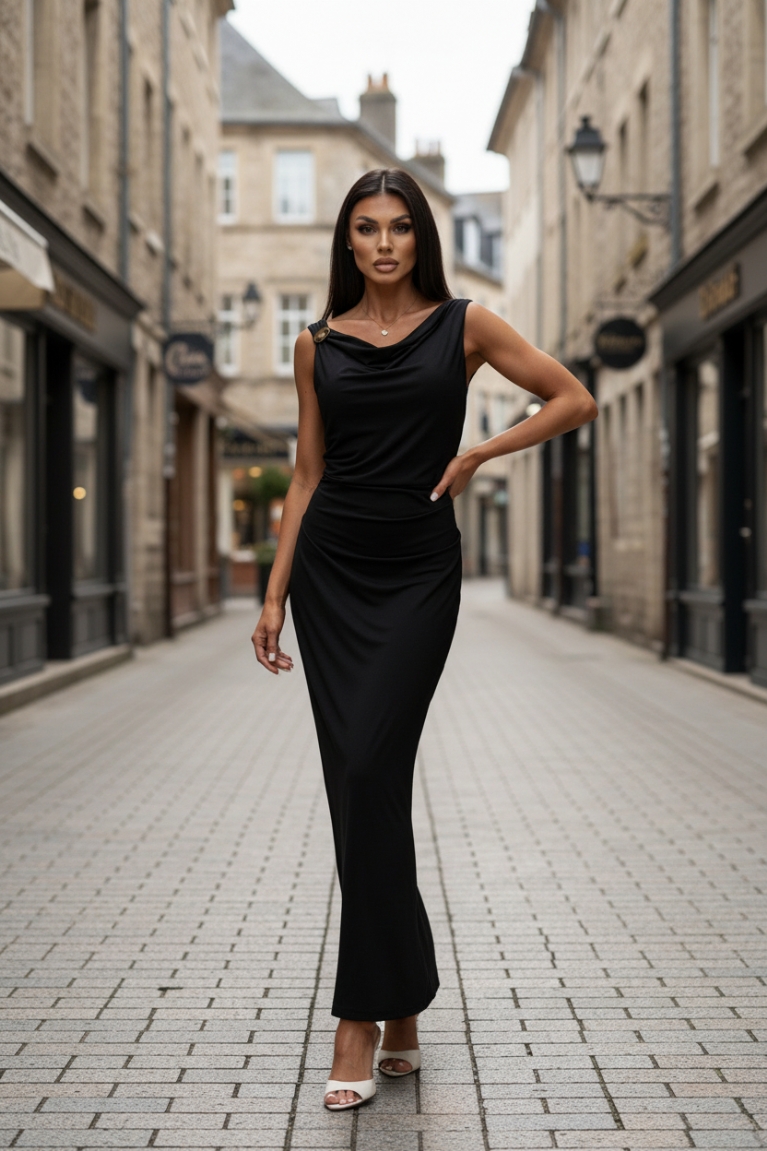 Προϊόν: Maxi Φόρεμα Αμάνικο με Αγκράφα - Μαύρο Maxi Φόρεμα Αμάνικο με Αγκράφα - Μαύρο