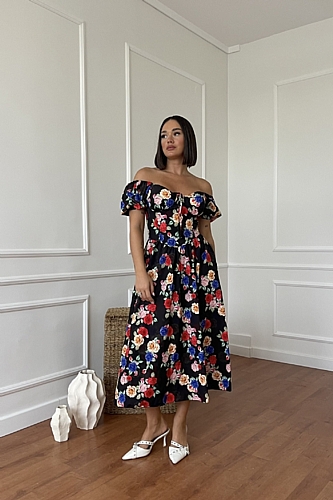 Φόρεμα Floral Κοντομάνικο Midi Σε Άλφα Γραμμή Με Ενίσχυση - Μαύρο
